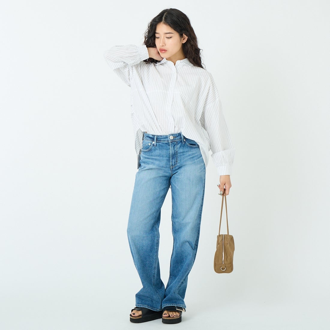 Jf Ready Made [ジェイエフレディメイド] コーマコットン オーバーギャザーブラウス [4126101] ｵﾌ/ﾌﾞﾗｯｸ &&モデル身長：162cm 着用サイズ：F&&