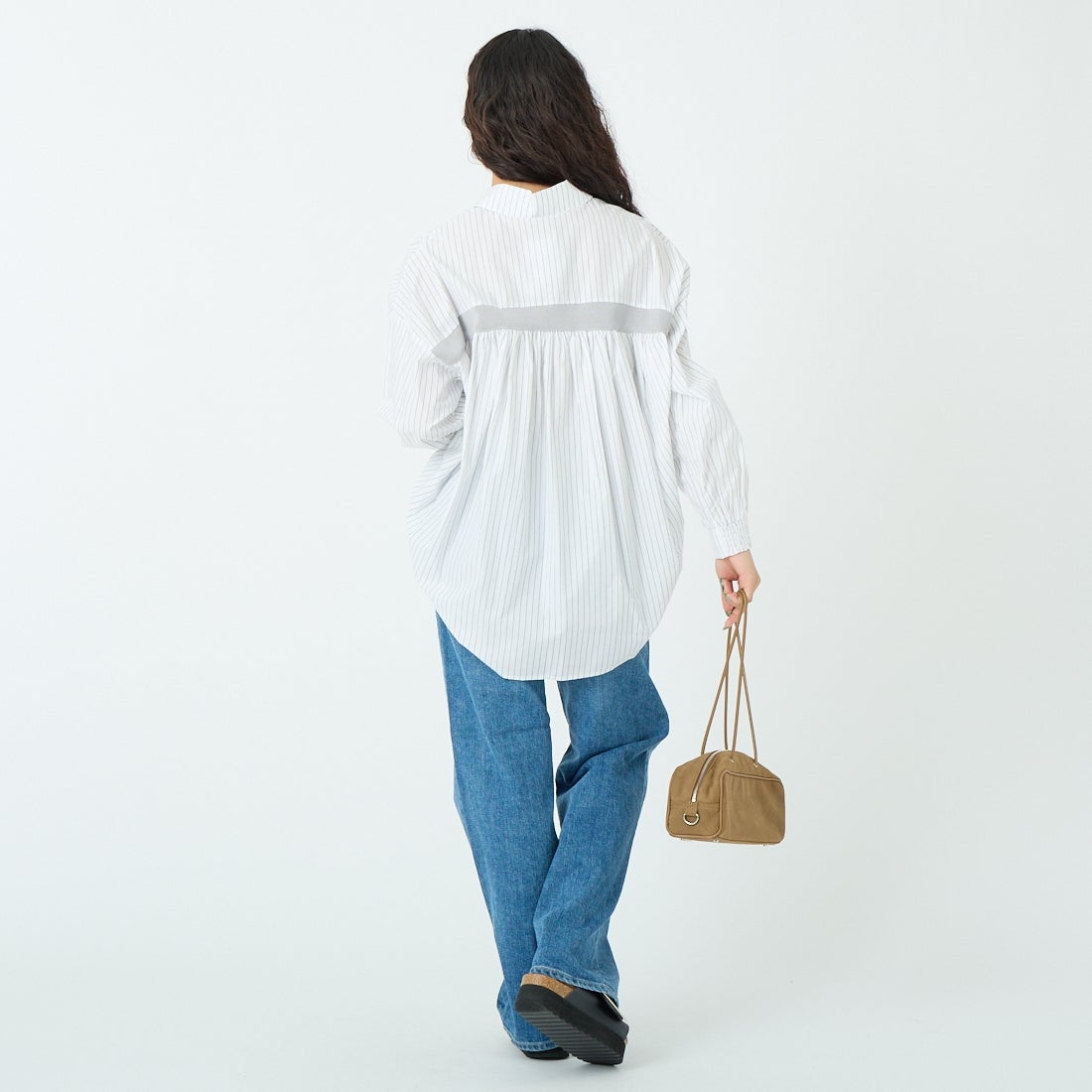 Jf Ready Made [ジェイエフレディメイド] コーマコットン オーバーギャザーブラウス [4126101] ｵﾌ/ﾌﾞﾗｯｸ &&モデル身長：162cm 着用サイズ：F&&