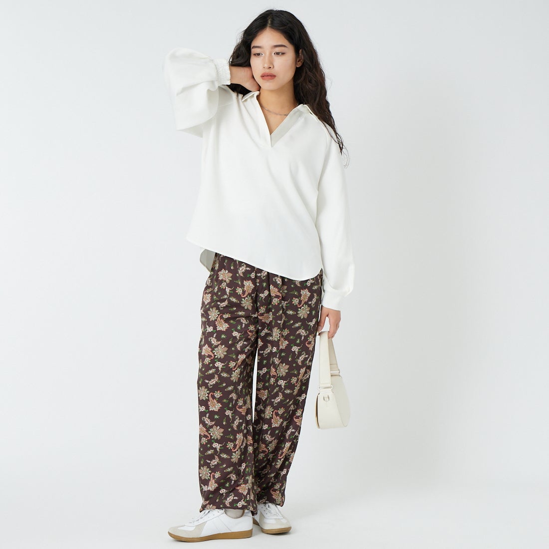 Jf Ready Made [ジェイエフレディメイド] パウダーストレッチ スキッパーブラウス [4126104] ｵﾌﾎﾜｲﾄ &&モデル身長：162cm 着用サイズ：F&&