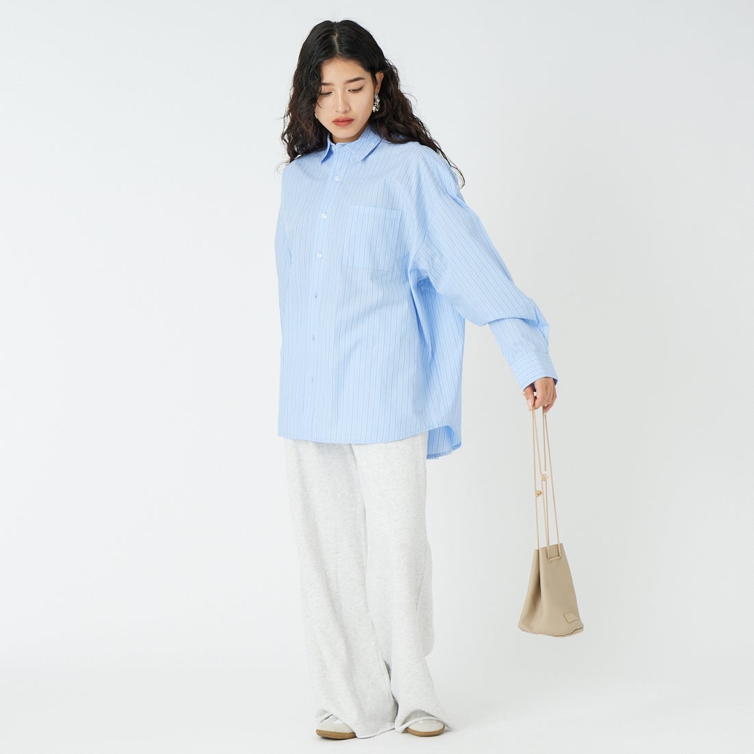 Jeans Factory Clothes [ジーンズファクトリークローズ] メンズライクビッグシャツ [IN7-SH-6] BLU ST &&モデル身長：162cm 着用サイズ：F&&