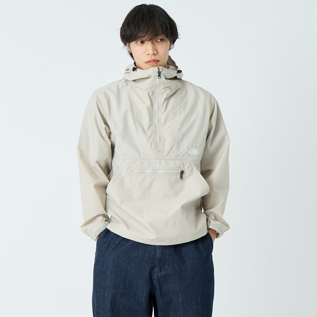 THE NORTH FACE [ザ ノースフェイス] コンパクトアノラック [NP22630] FI &&モデル身長：179cm 着用サイズ：M&&