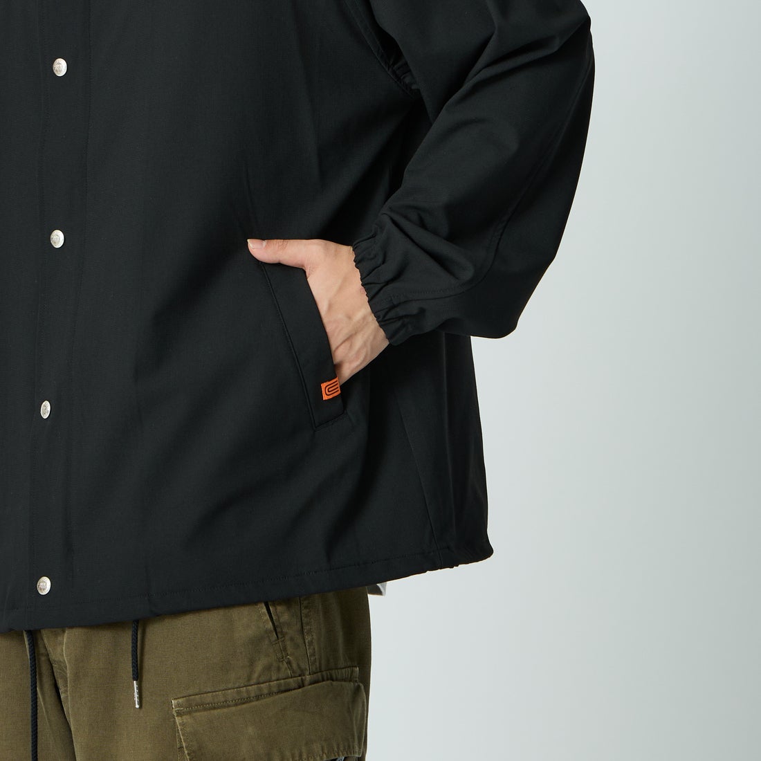 UNIVERSAL OVERALL [ユニバーサルオーバーオール] 別注 コーチジャケット [U2611422IN-JF] BLACK