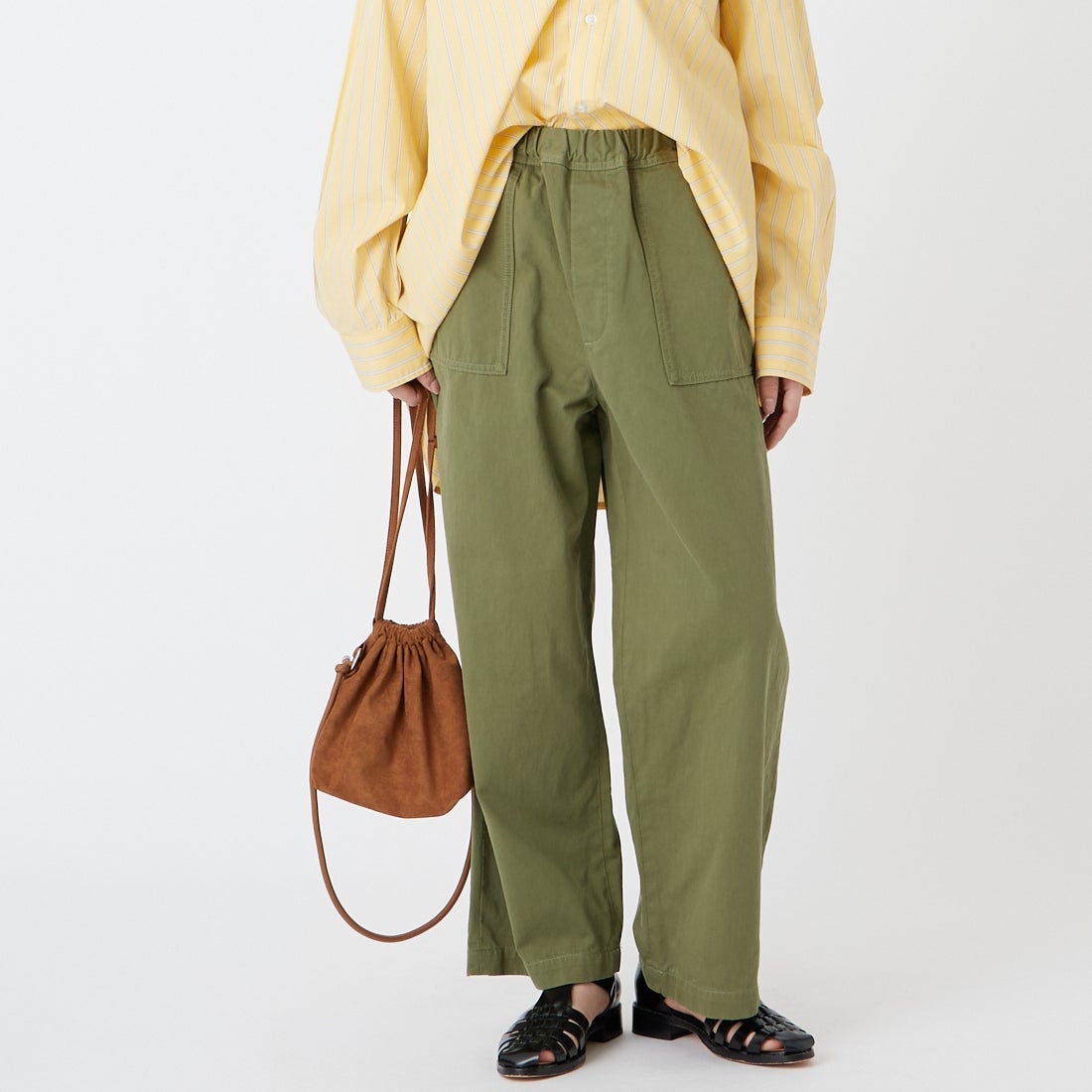 32 KHAKI&&モデル身長：162cm 着用サイズ：34&&