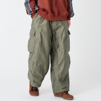 A OLIVE&&モデル身長：179cm 着用サイズ：S&&