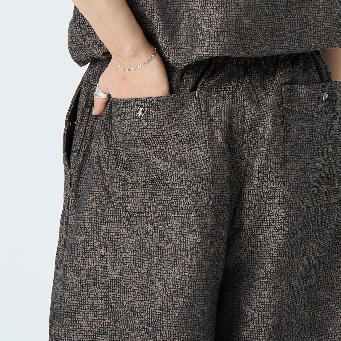 Needles [ニードルズ] ストリングカウボーイヒザデルショーツ [SX273] B BROWN