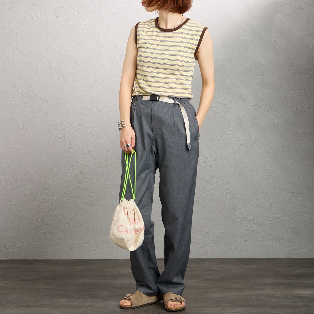 GRAMiCCi [グラミチ] 別注 ストレッチギャバジン エブリデイパンツ [GUP6-S2015-JF] GRAY &&モデル身長：158cm 着用サイズ：S&&