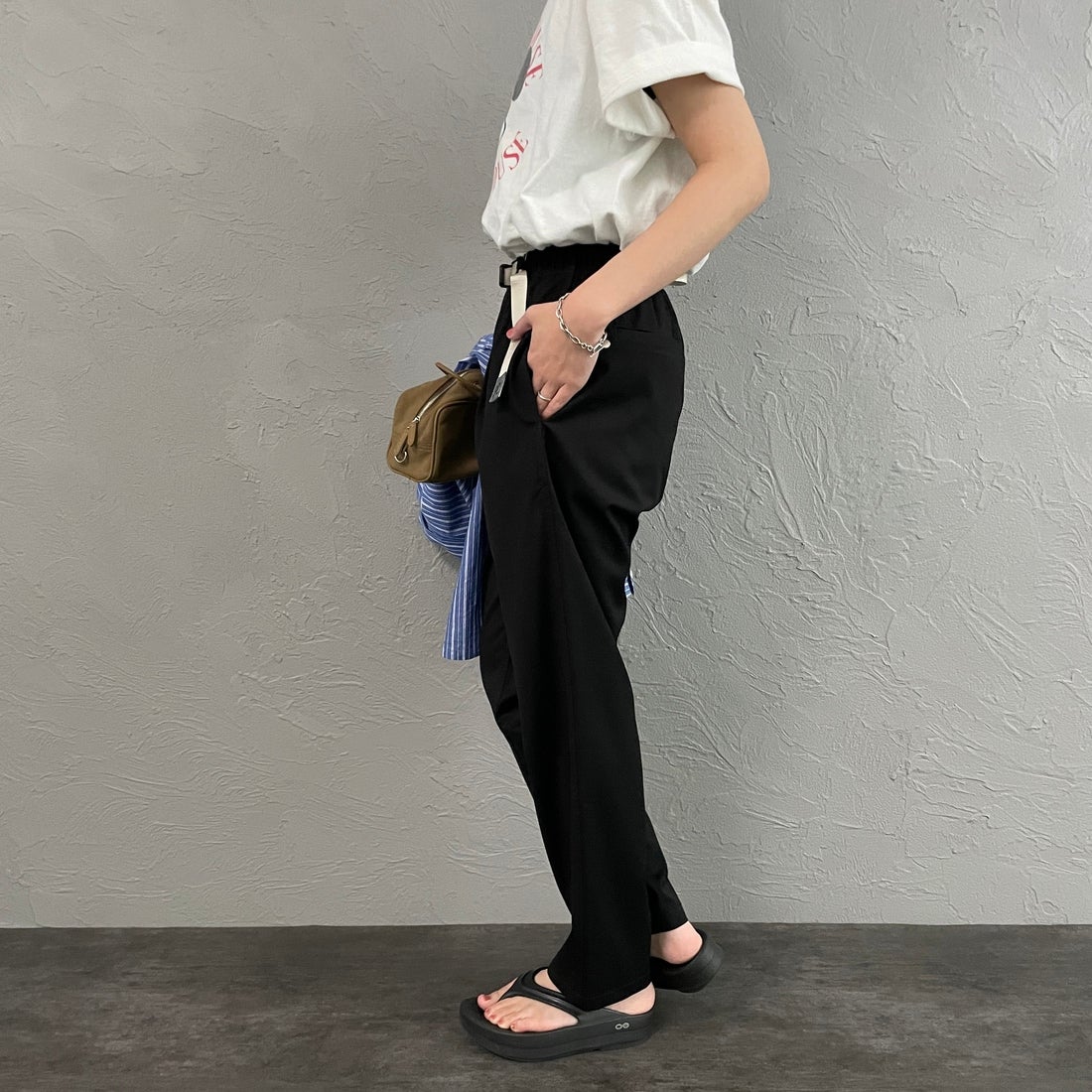 GRAMiCCi [グラミチ] 別注 ストレッチギャバジン エブリデイパンツ [GUP6-S2015-JF] BLACK &&モデル身長：160cm 着用サイズ：S&&