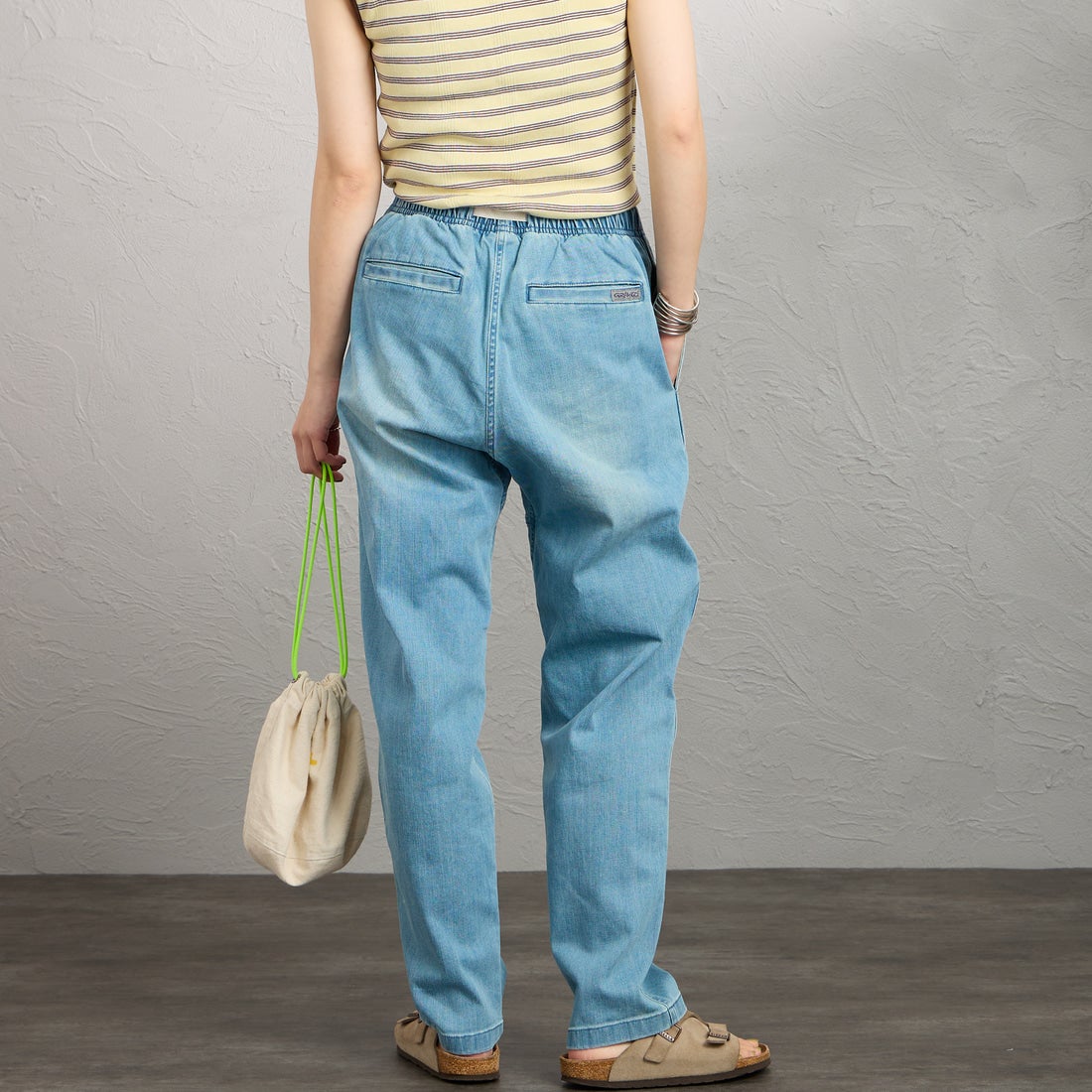 GRAMiCCi [グラミチ] 別注 ストレッチデニム エブリデイパンツ [GUP6-S2014-JF] MEDIUM USE &&モデル身長：158cm 着用サイズ：S&&