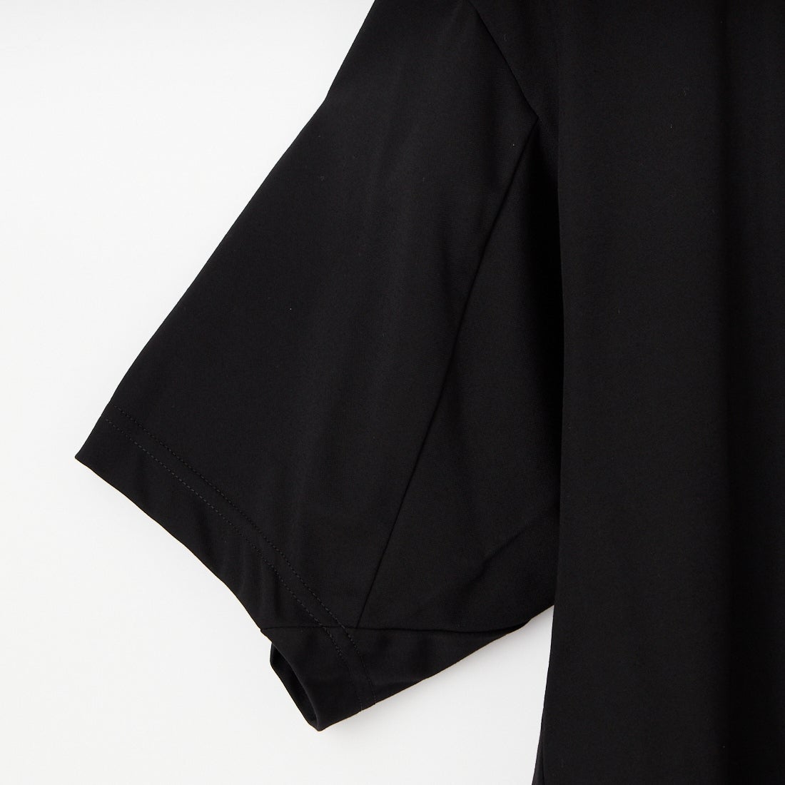 White Mountaineering [ホワイトマウンテニアリング] ジップポケットTシャツ [WM2671505] BLACK