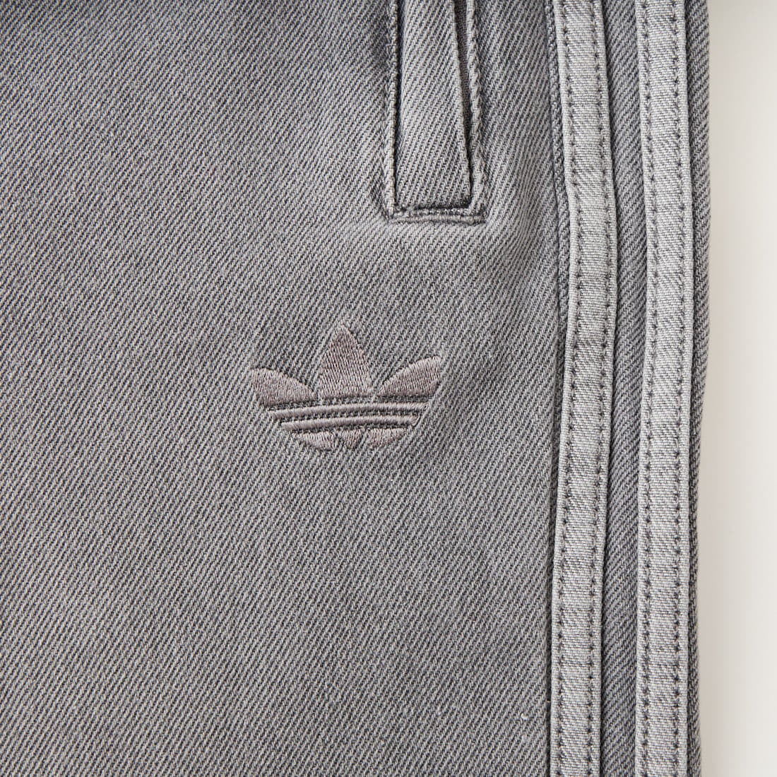 adidas Originals [アディダス オリジナルス] ルーズデニムトラックパンツ [CU325] JW5920
