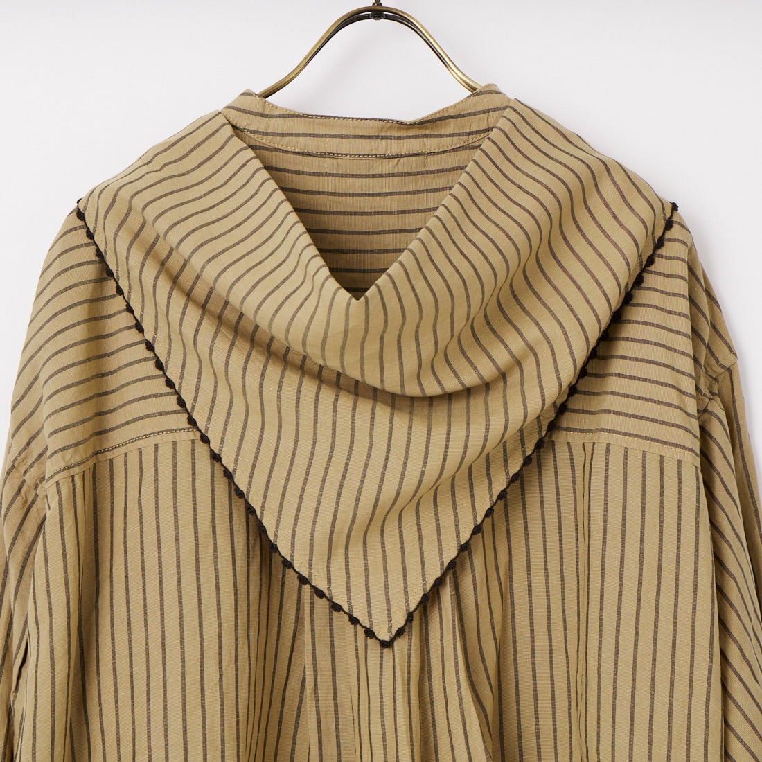 tumugu: [ツムグ] テンセルリネンストライプ チュニックシャツ [TB26102-B] 10 BEIGE