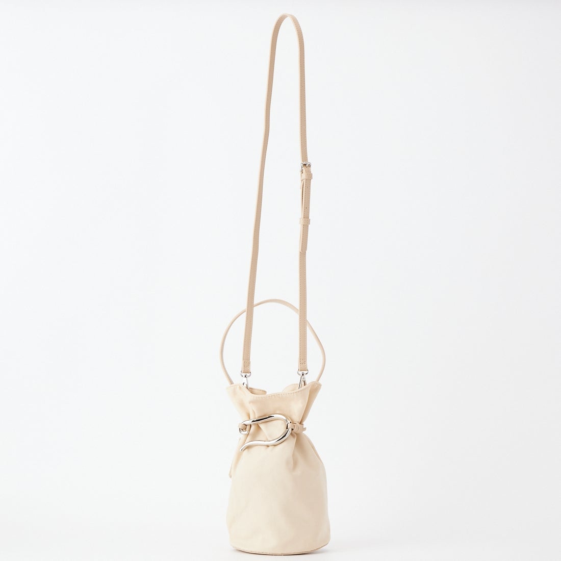 LE VERNIS [ル・ベルニ] POIRE バスケットバッグ [254-210509] ﾎﾜｲﾄ