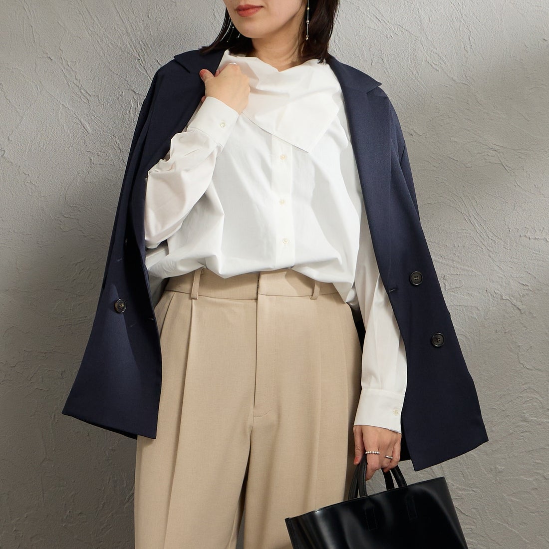 11 OFF WHI&&モデル身長：160cm 着用サイズ：F&&