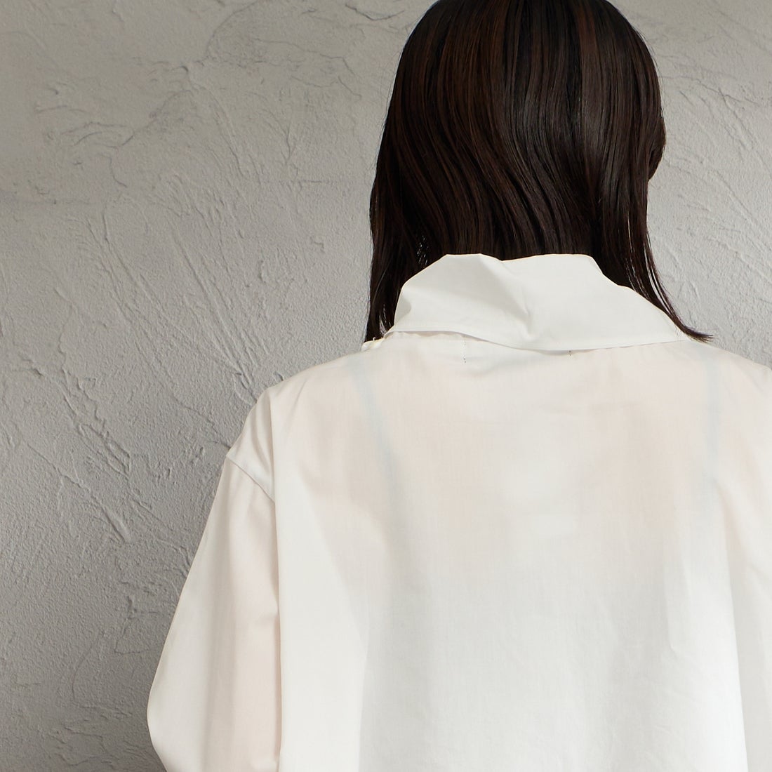 mizuiro ind [ミズイロインド] スカーフカラーシャツ [1-230148] 11 OFF WHI &&モデル身長：160cm 着用サイズ：F&&