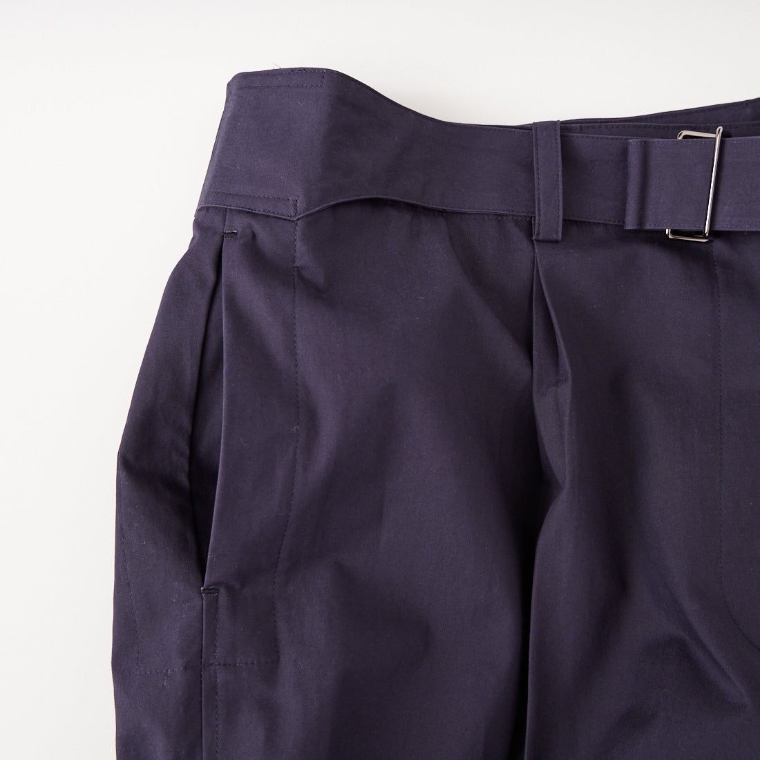 SOPHIE TALKS ABOUT THE WEATHER [ソフィートークスアバウトザウェザー] BELTED PANTS COTTON [COM-26S-PA01] NAVY