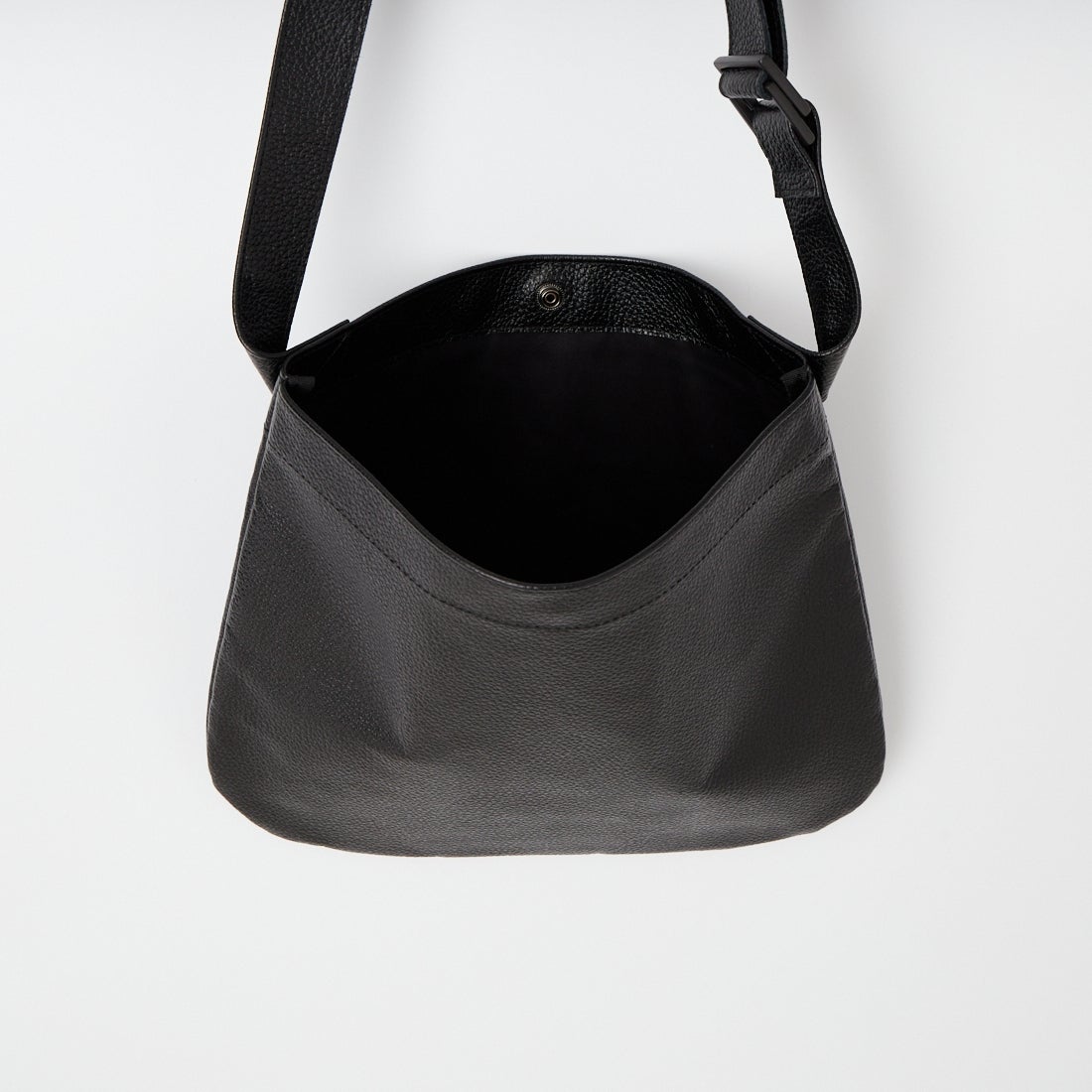 SOPHIE TALKS ABOUT THE WEATHER [ソフィートークスアバウトザウェザー] レザーエプロンバッグ [COM-26S-IT03] BLACK