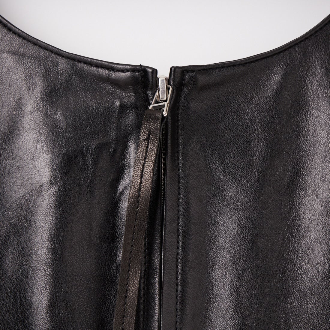 SOPHIE TALKS ABOUT THE WEATHER [ソフィートークスアバウトザウェザー] レザーサックドレス [COM-26S-OP01] BLACK