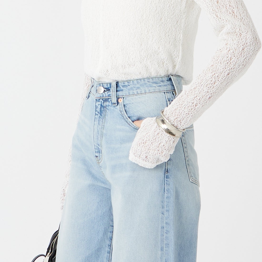 &g'aime [アンジェム] レースカットトップス [988-68100] ﾎﾜｲﾄ &&モデル身長：162cm 着用サイズ：F&&