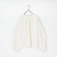 02 O.WHITE