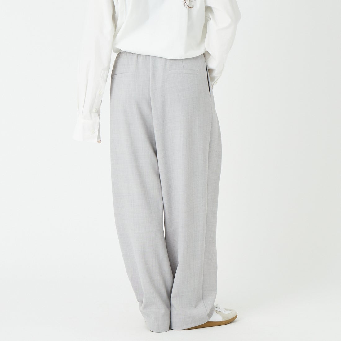 Margaux vintage [マルゴーヴィンテージ] ウエストロゴタックパンツ [MG-PT-26007-S] LGRAY &&モデル身長：162cm 着用サイズ：F&&