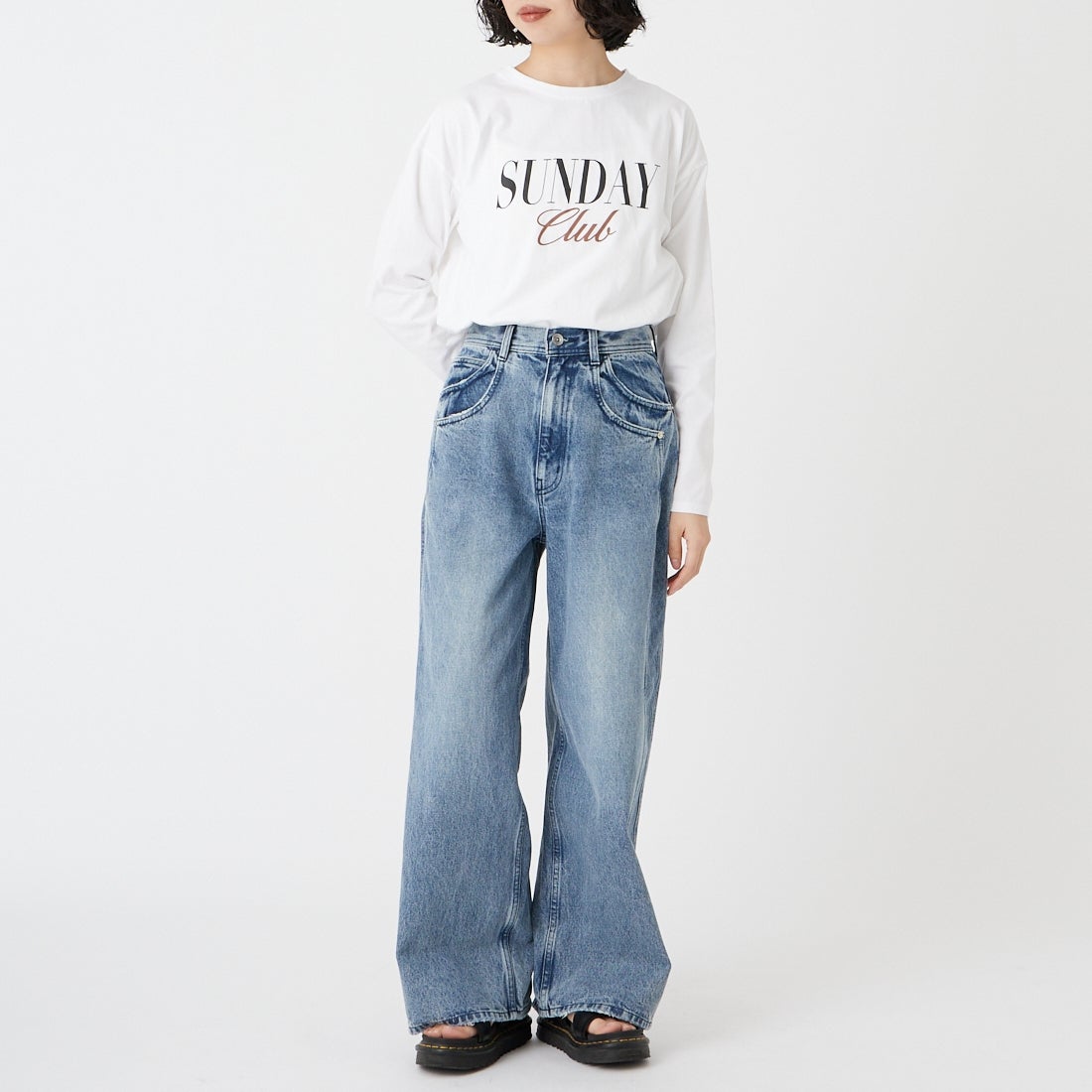 MICA&DEAL [マイカアンドディール] ロゴプリントロングスリーブTシャツ [0126109022] WHITE &&モデル身長：162cm 着用サイズ：F&&