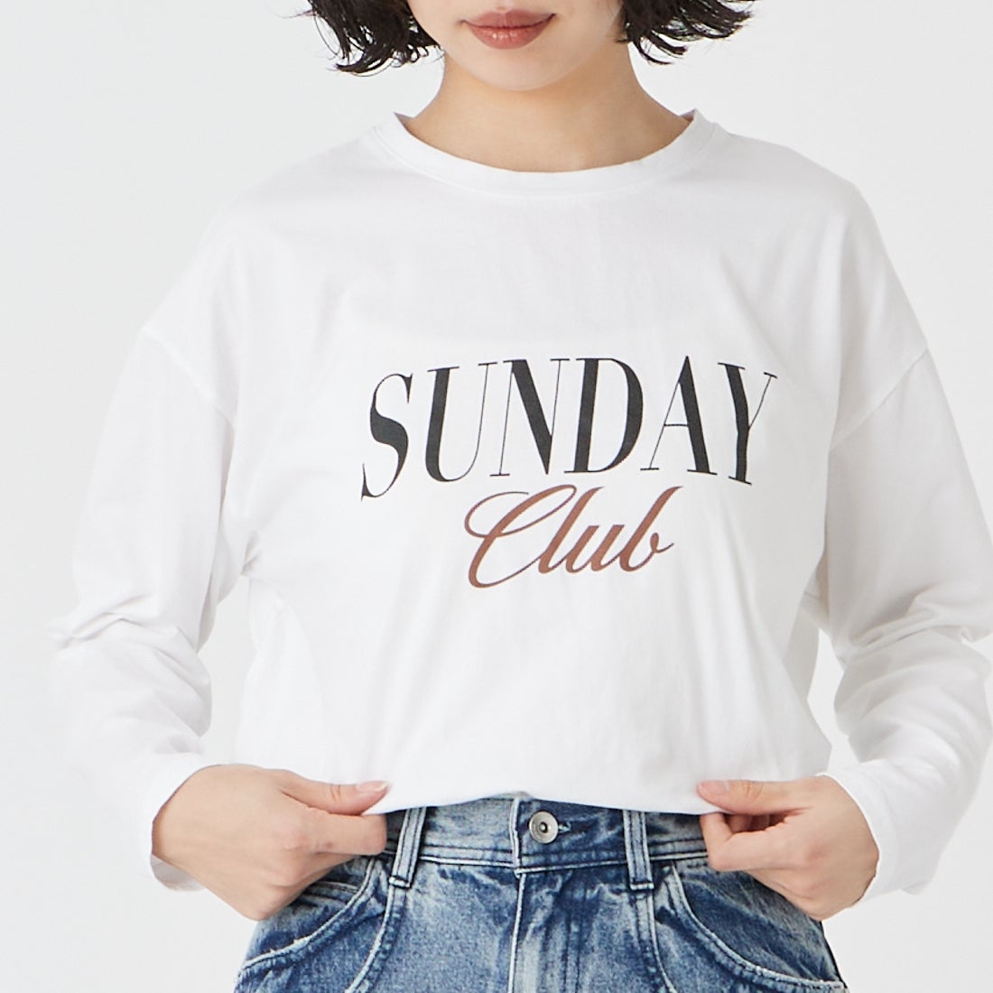 MICA&DEAL [マイカアンドディール] ロゴプリントロングスリーブTシャツ [0126109022] WHITE &&モデル身長：162cm 着用サイズ：F&&