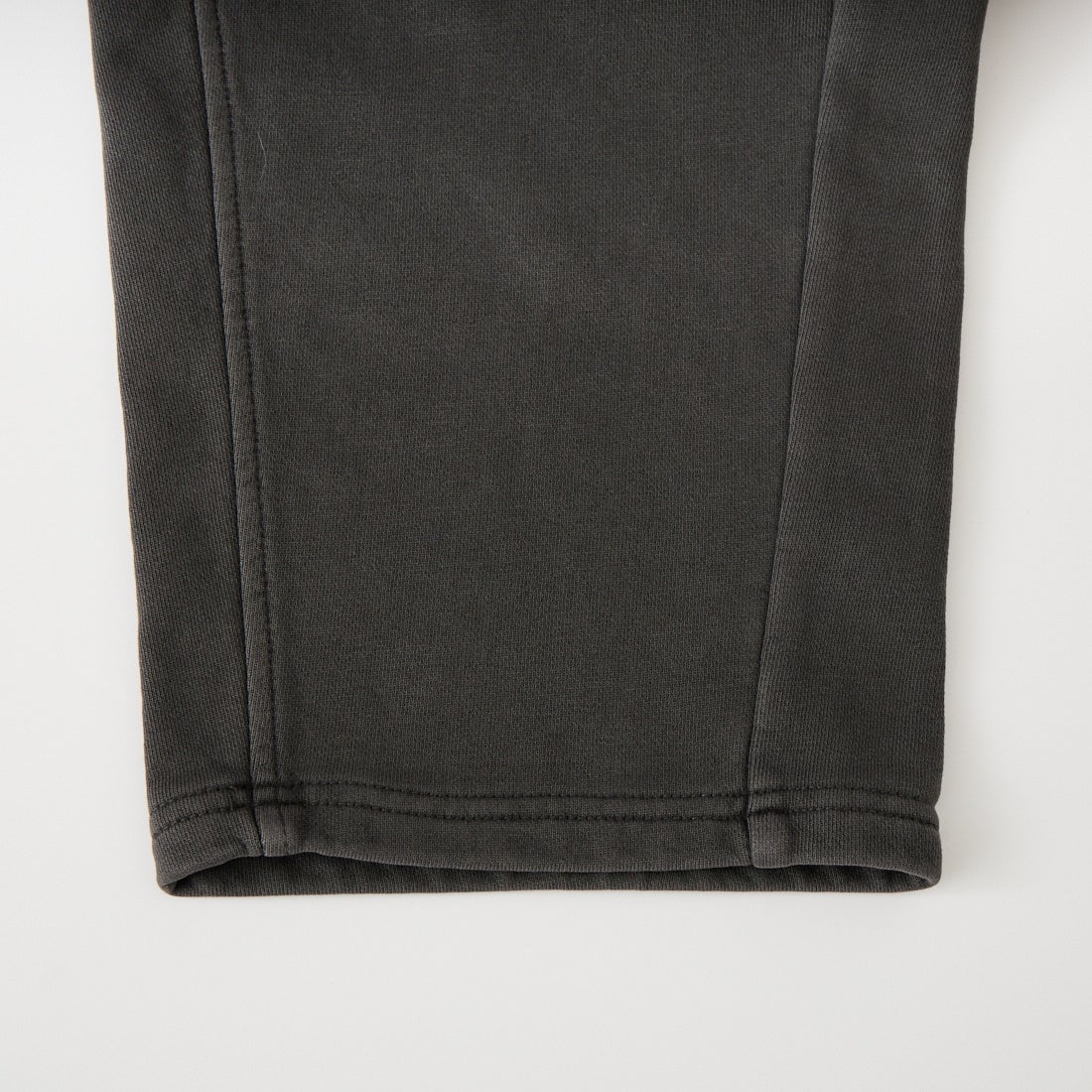 X-girl [エックスガール] ピグメントダイ フェイス&ロゴスクエアパッチ スウェットパンツ [105261031005] BLACK