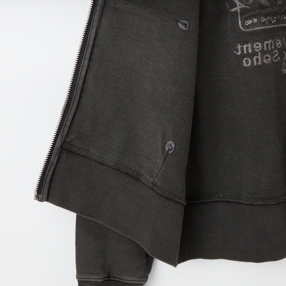 X-girl [エックスガール] ピグメントダイ フェイス&ロゴスクエアパッチ ジップアップフーディ [105261012014] BLACK