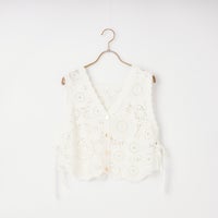 05 WHITE