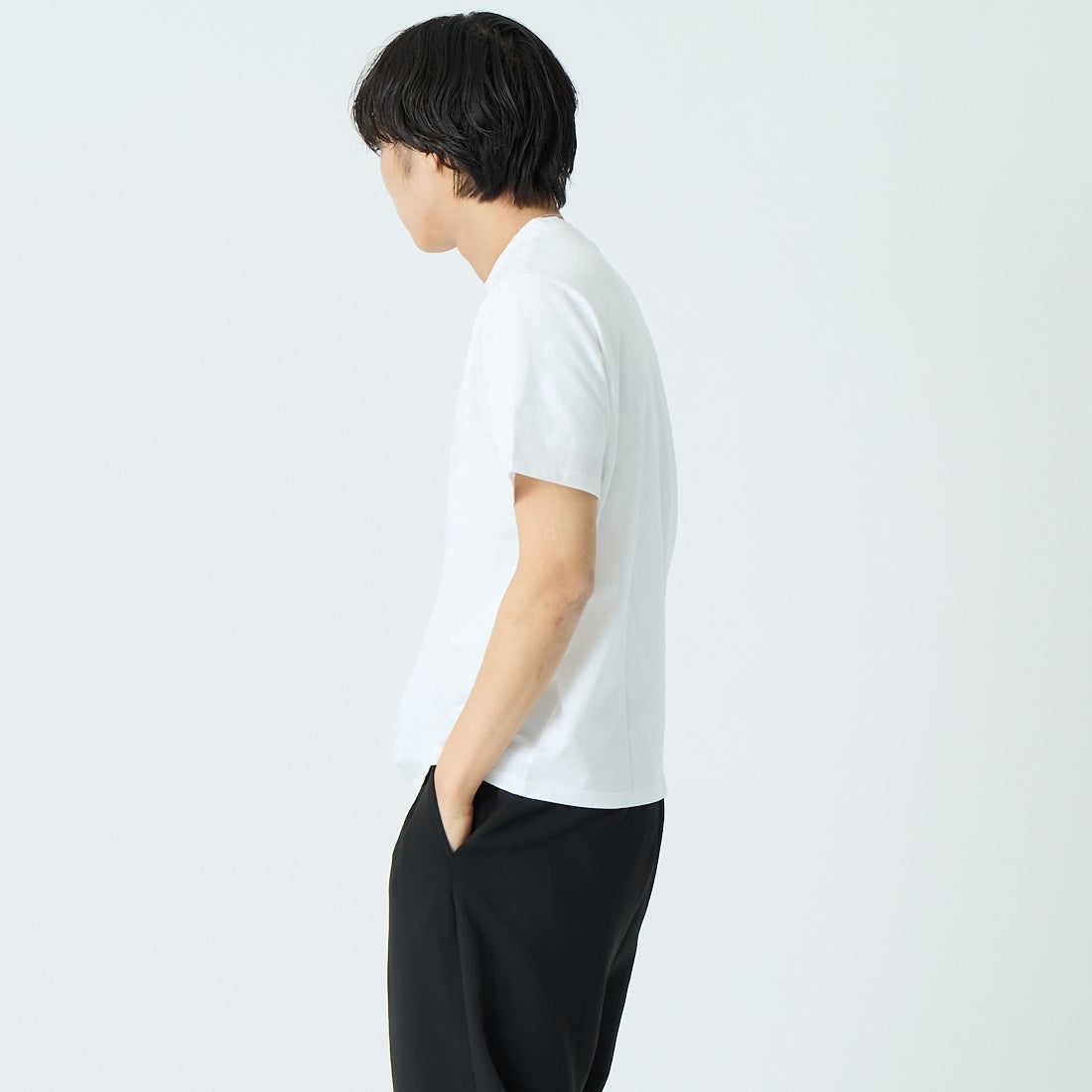 A.P.C. [アー・ペー・セー] APCロゴTシャツ [T-SHIRT-RUE-MADAME-2] 90 BLANC &&モデル身長：179cm 着用サイズ：S&&