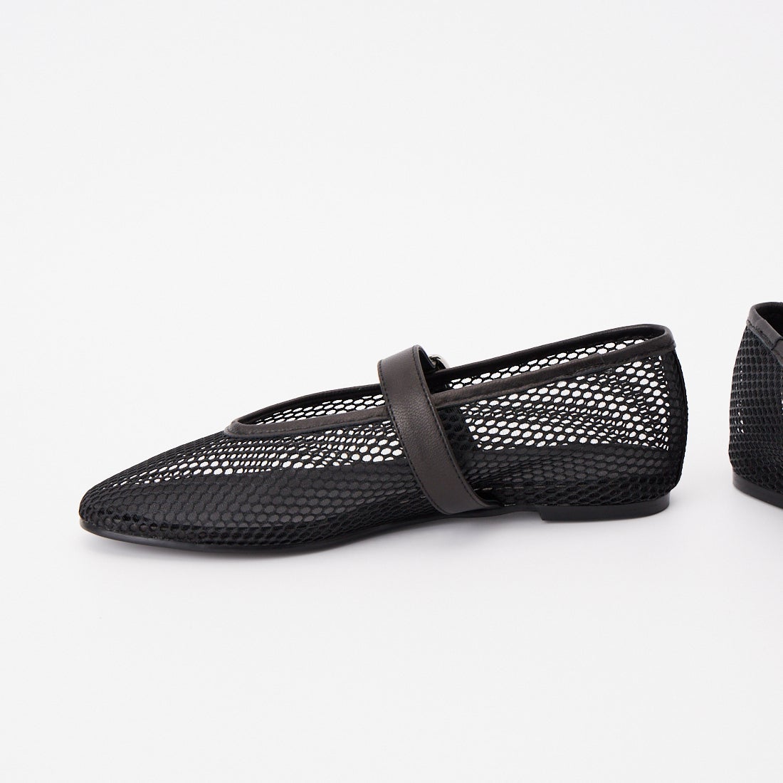 REMME [レメ] ストラップメッシュフラットシューズ [ZH-25S042-ME] BLACK MESH