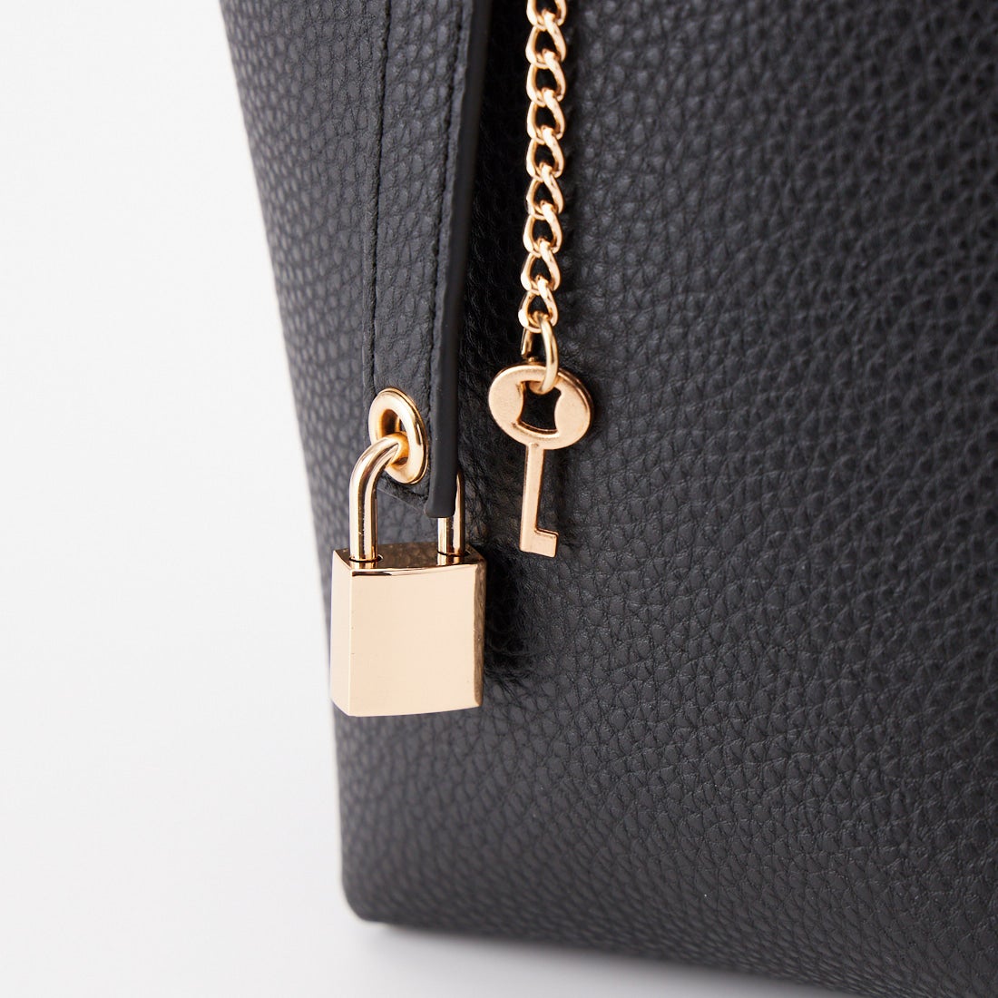 VELETTO [ヴェレット] バケツトートバッグ [CE-25042-PU] BLACK