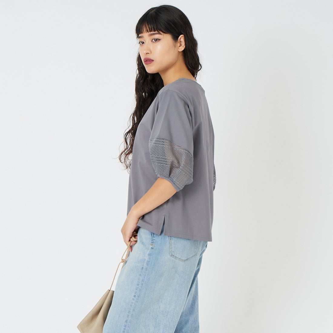 Jf Ready Made [ジェイエフレディメイド] 袖レース切替シルケットTシャツ [3211104] 802 ﾁｬｺｰﾙ &&モデル身長：162cm 着用サイズ：F&&