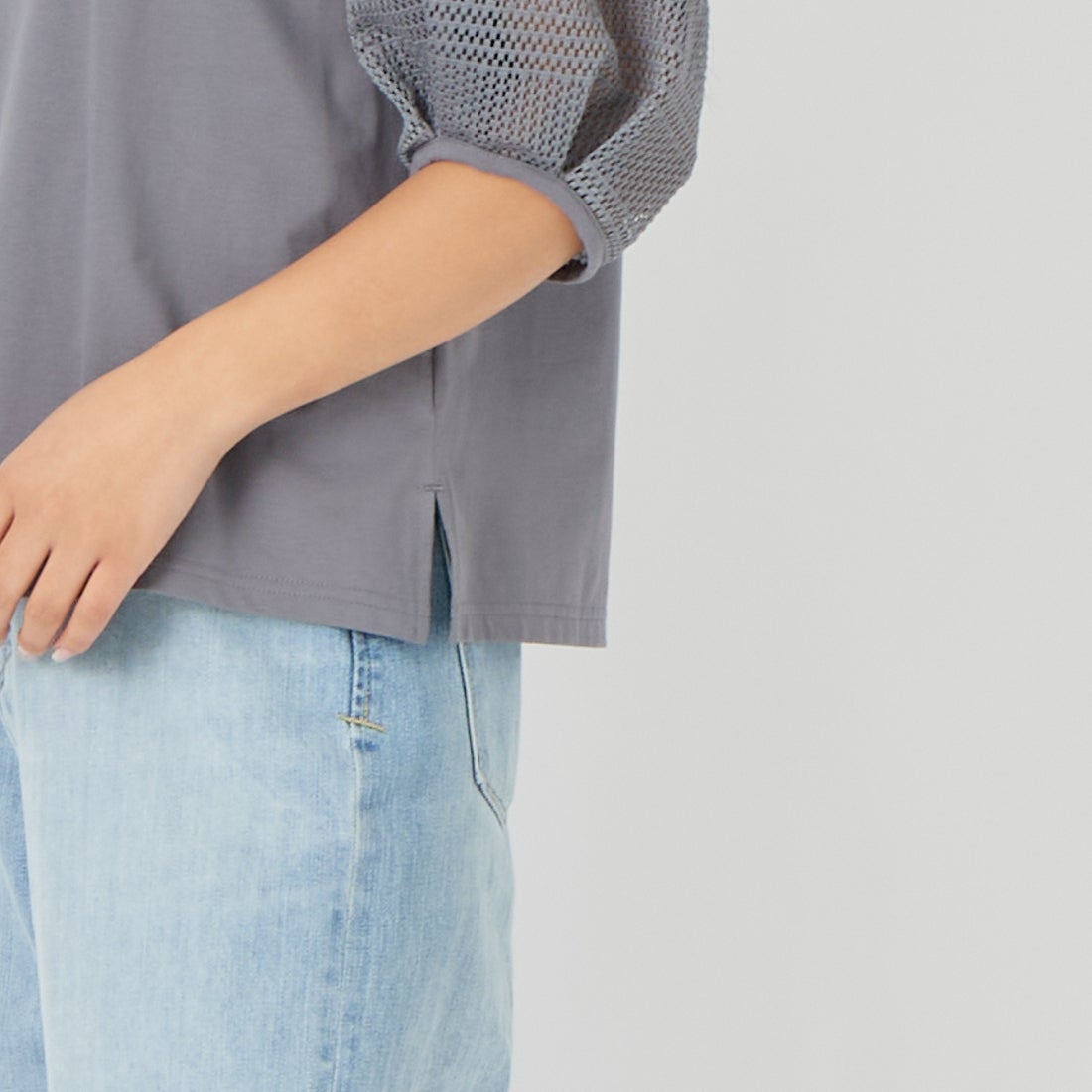 Jf Ready Made [ジェイエフレディメイド] 袖レース切替シルケットTシャツ [3211104] 802 ﾁｬｺｰﾙ &&モデル身長：162cm 着用サイズ：F&&