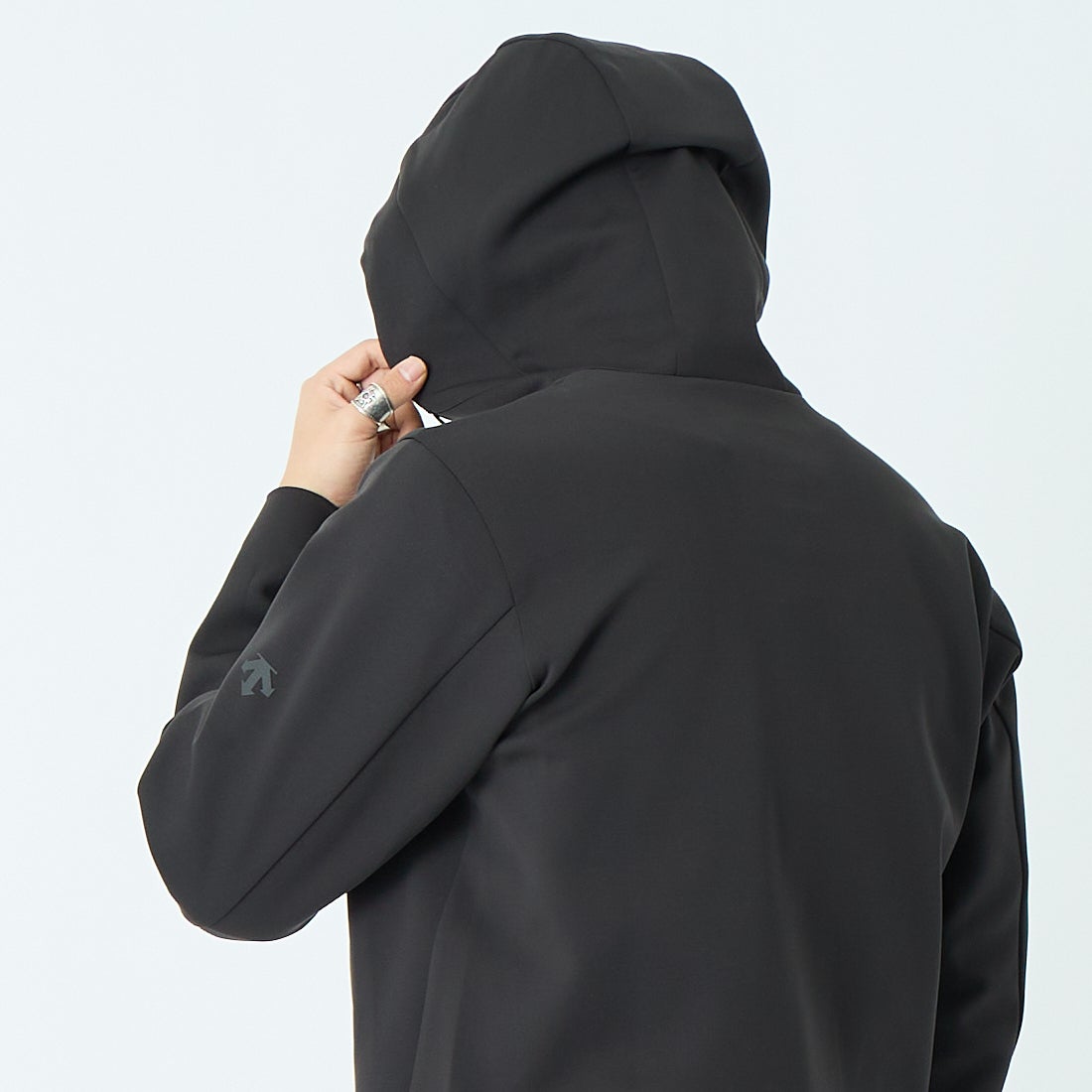 DESCENTE ALLTERRAIN [デサントオルテライン] エアロストレッチジャケット [DU6SJKA1M] BK00