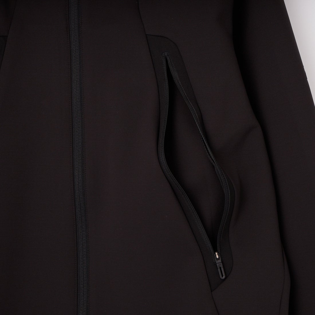 DESCENTE ALLTERRAIN [デサントオルテライン] エアロストレッチジャケット [DU6SJKA1M] BK00