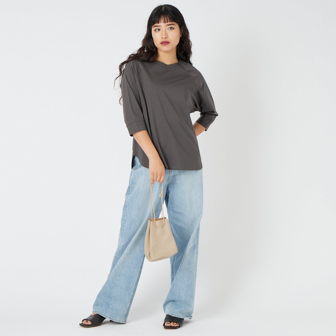 Jf Ready Made [ジェイエフレディメイド] シルケット天竺ラグラン7分袖Tシャツ [3211106] 802 ﾁｬｺｰﾙ &&モデル身長：162cm 着用サイズ：F&&