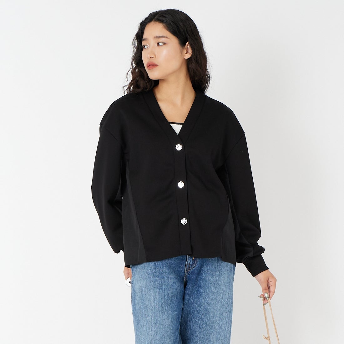 Jf Ready Made [ジェイエフレディメイド] ダンボール切替カーディガン [8560316-02] 03 ﾌﾞﾗｯｸ &&モデル身長：162cm 着用サイズ：F&&