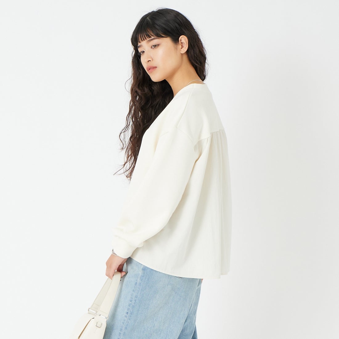 Jf Ready Made [ジェイエフレディメイド] ダンボール切替カーディガン [8560316-02] 59 ｱｲﾎﾞﾘｰ &&モデル身長：162cm 着用サイズ：F&&