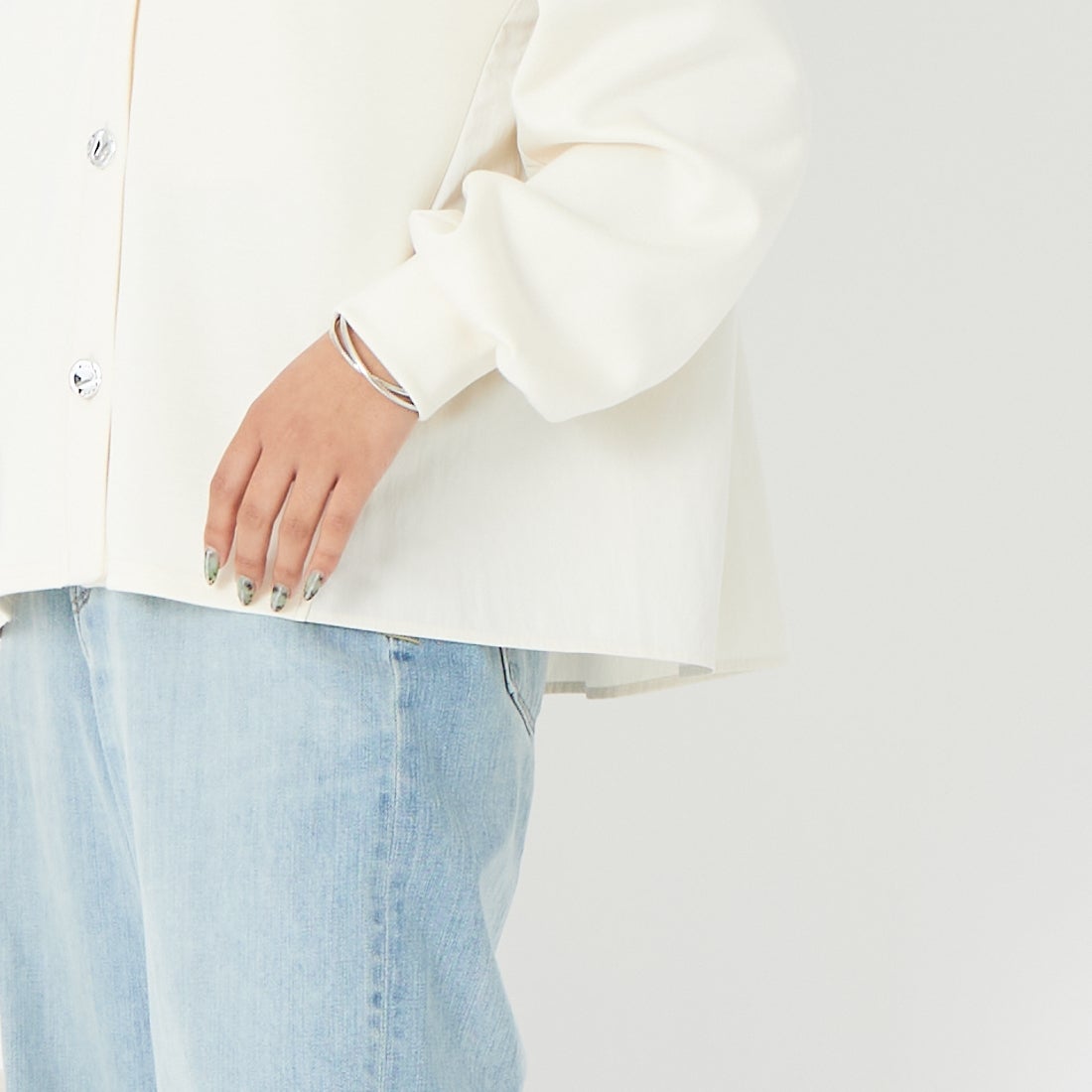 Jf Ready Made [ジェイエフレディメイド] ダンボール切替カーディガン [8560316-02] 59 ｱｲﾎﾞﾘｰ &&モデル身長：162cm 着用サイズ：F&&