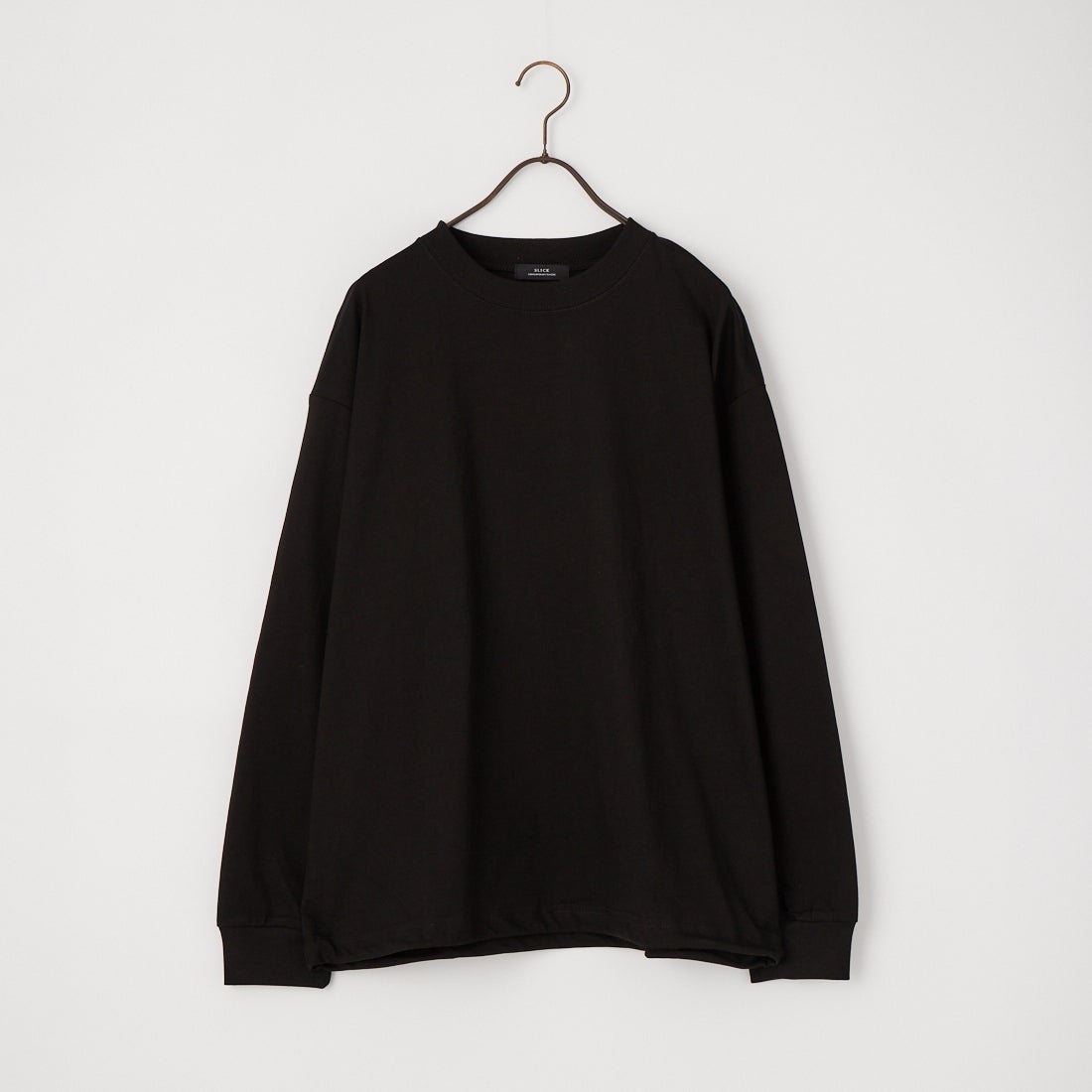 700 BLACK