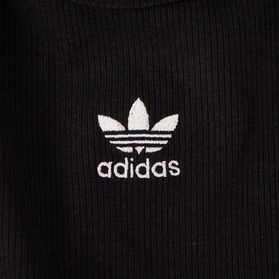 adidas Originals [アディダス オリジナルス] エッセンシャルズ リブ Tシャツ [JTN56] IY9664