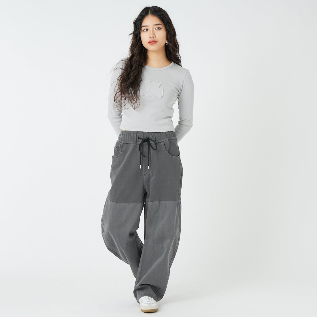 DIGNITE COLLIER [ディニテコリエ] ガーメントダイ切替パンツ [80267032] 004 ﾌﾞﾗｯｸ &&モデル身長：162cm 着用サイズ：F&&