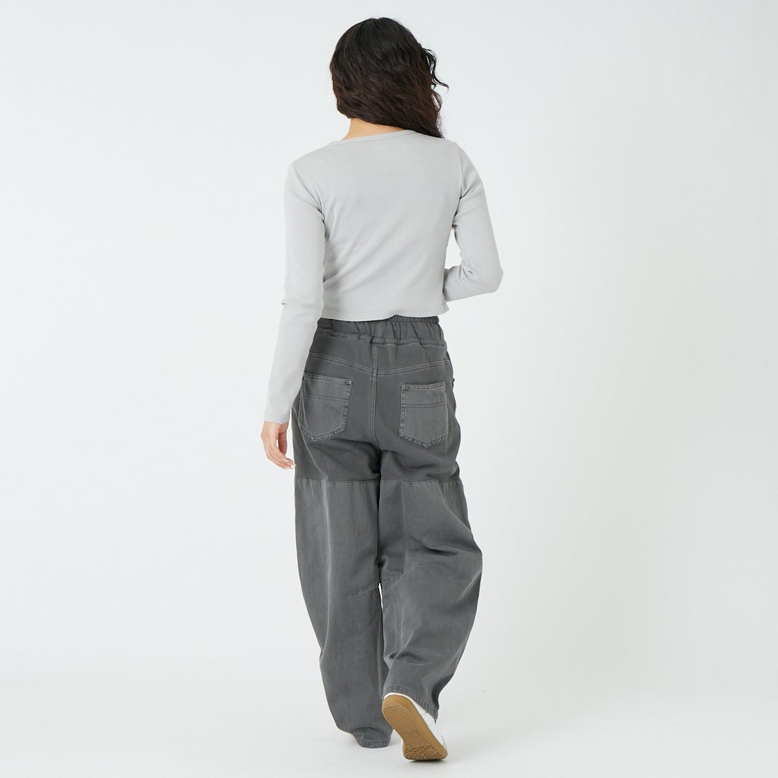 DIGNITE COLLIER [ディニテコリエ] ガーメントダイ切替パンツ [80267032] 004 ﾌﾞﾗｯｸ &&モデル身長：162cm 着用サイズ：F&&