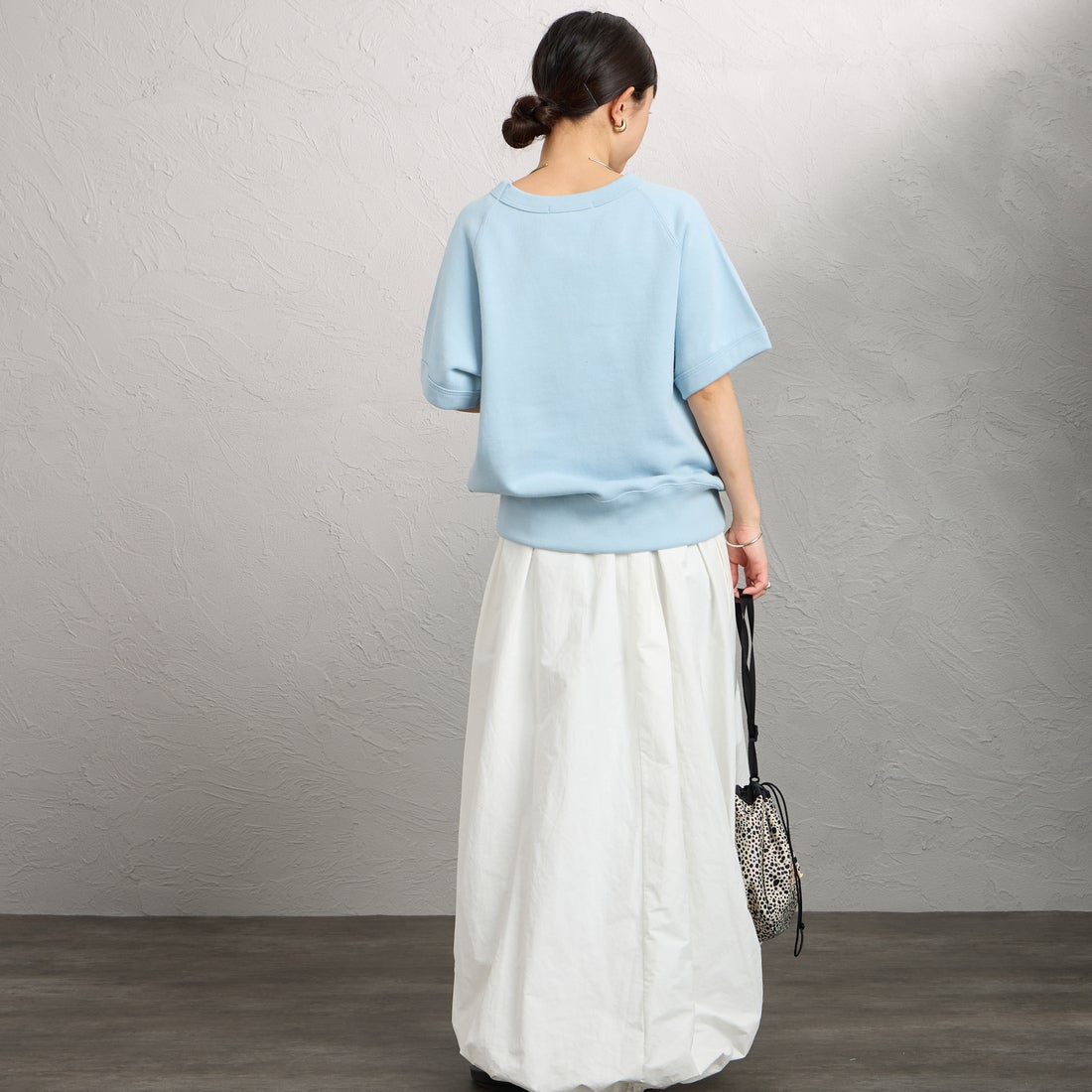 Americana [アメリカーナ] ショートスリーブラグランスウェット [BRF-800A-2] LTﾌﾞﾙｰ &&モデル身長：150cm 着用サイズ：ONE SIZE&&