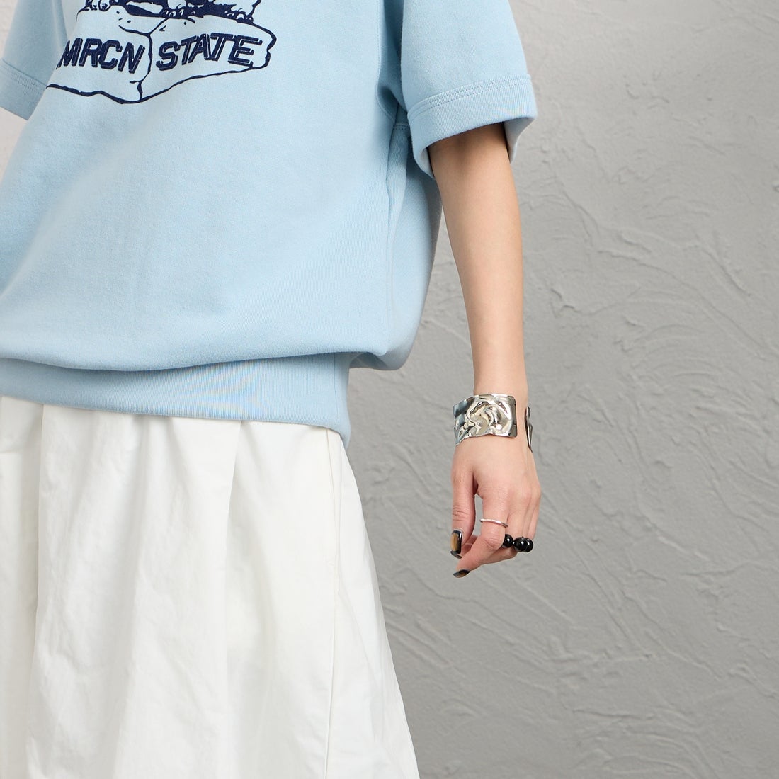 Americana [アメリカーナ] ショートスリーブラグランスウェット [BRF-800A-2] LTﾌﾞﾙｰ &&モデル身長：150cm 着用サイズ：ONE SIZE&&