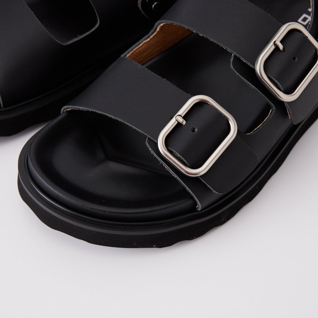 MOHI [モヒ] ベルトストラップサンダル [GU12-RD22-11-CO] NEGRO