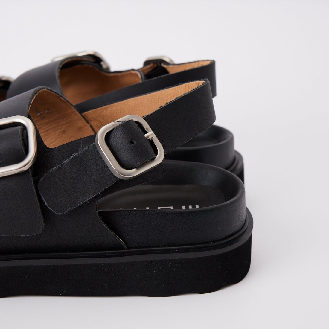 MOHI [モヒ] ベルトストラップサンダル [GU12-RD22-11-CO] NEGRO