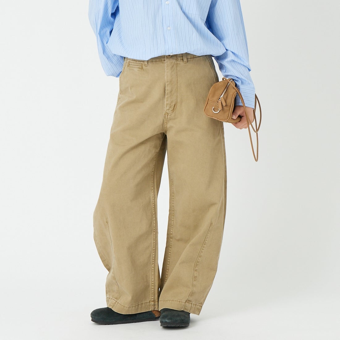 BEIGE&&モデル身長：162cm 着用サイズ：1&&