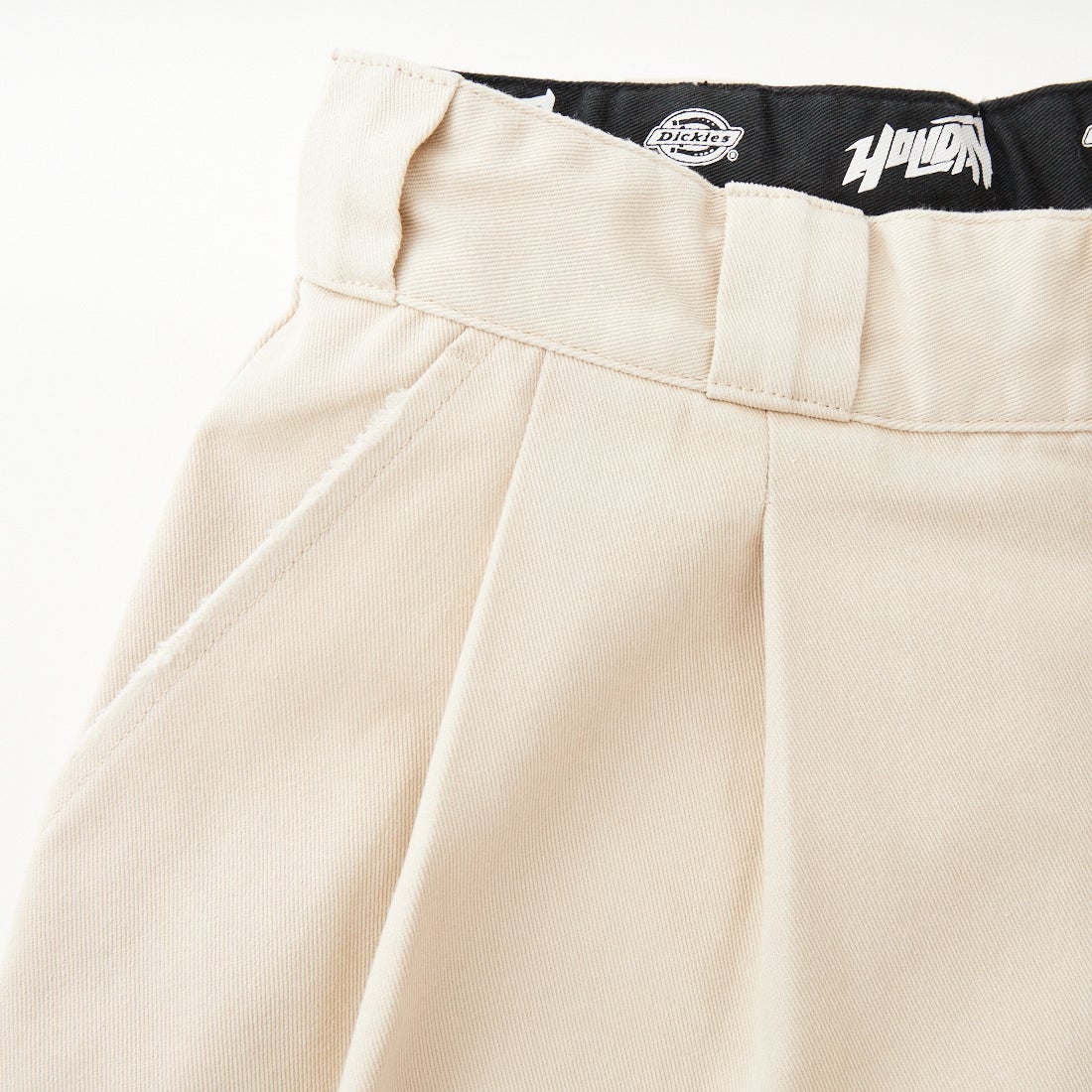 HOLIDAY [ホリデイ] Dickies ドローストリングダメージ2タックパンツ [26102042] ECRU